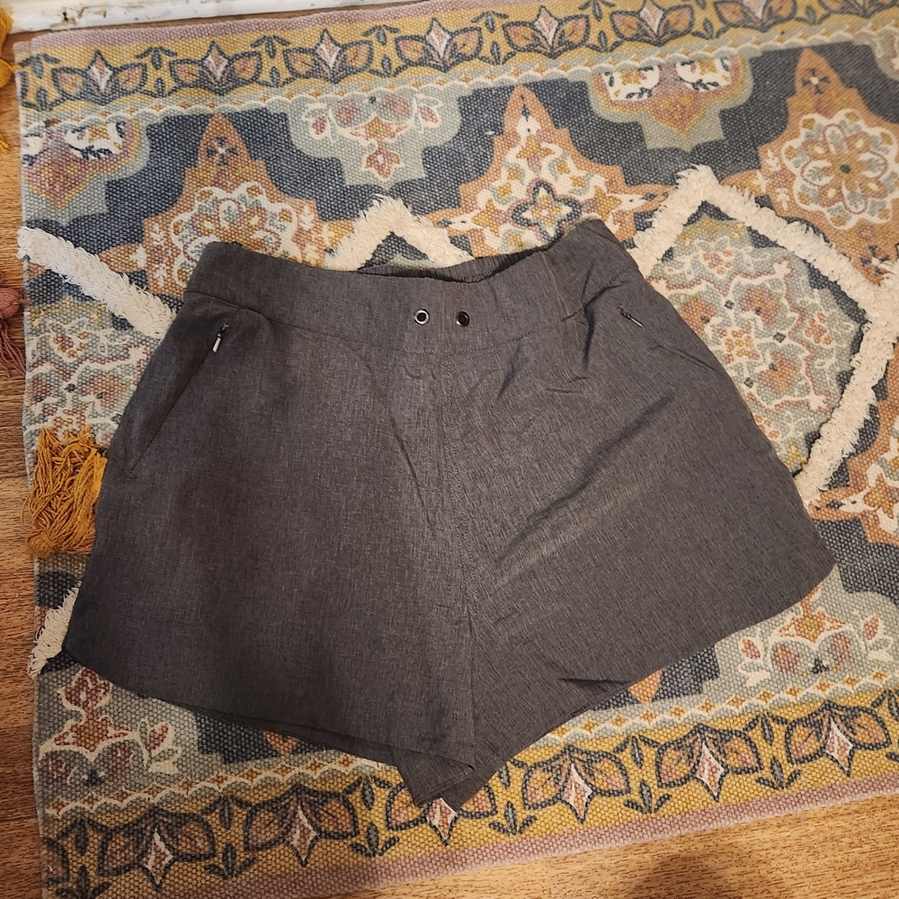 Freely Gray Women's Shorts